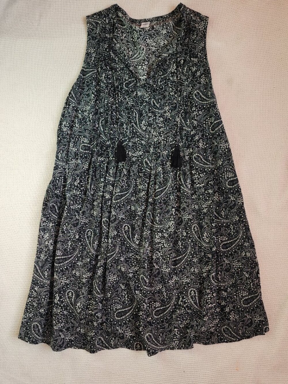 Black & White Paisley Sleeveless A-Line Dress